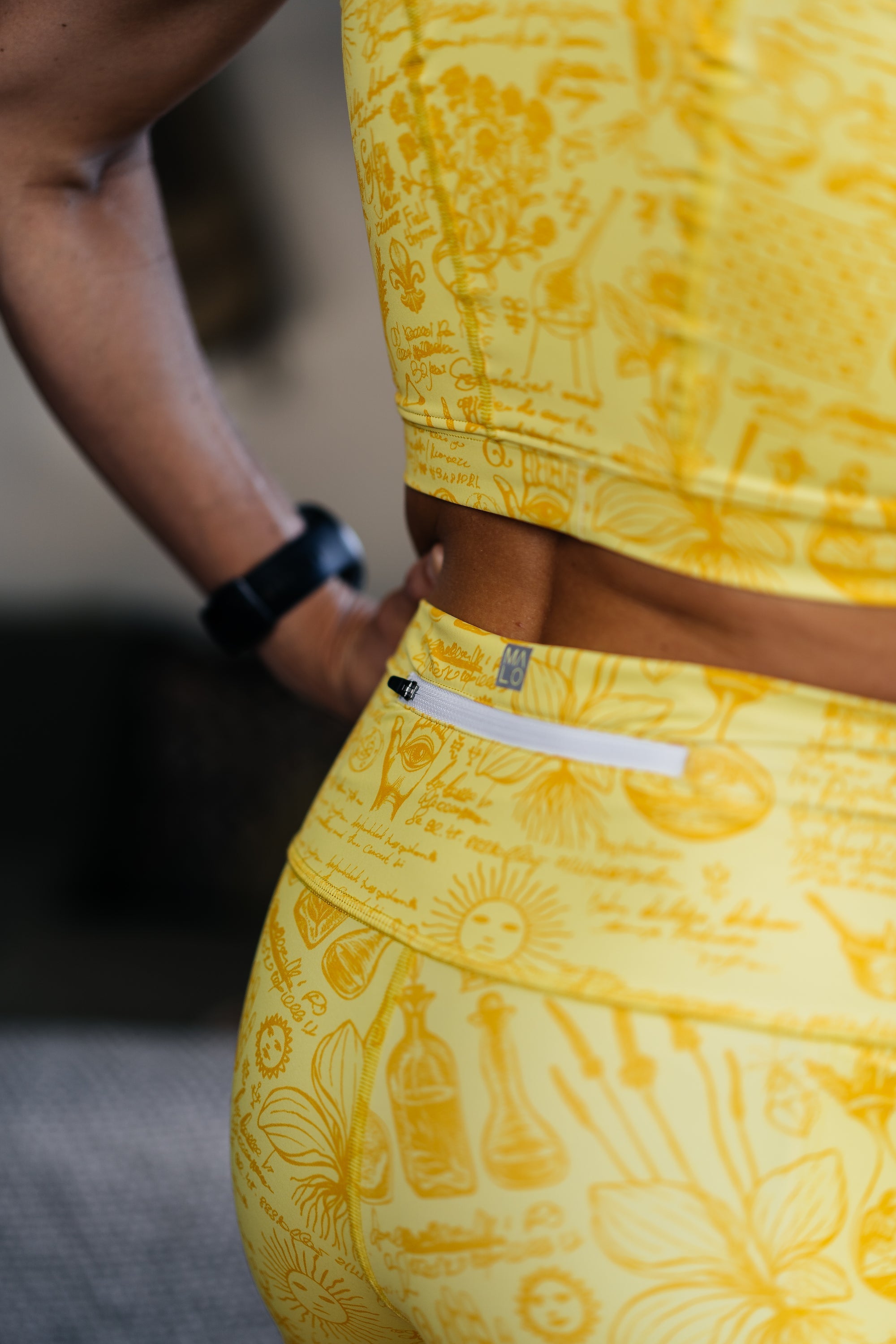 WYN by MALO little bit longer shorts - lemon