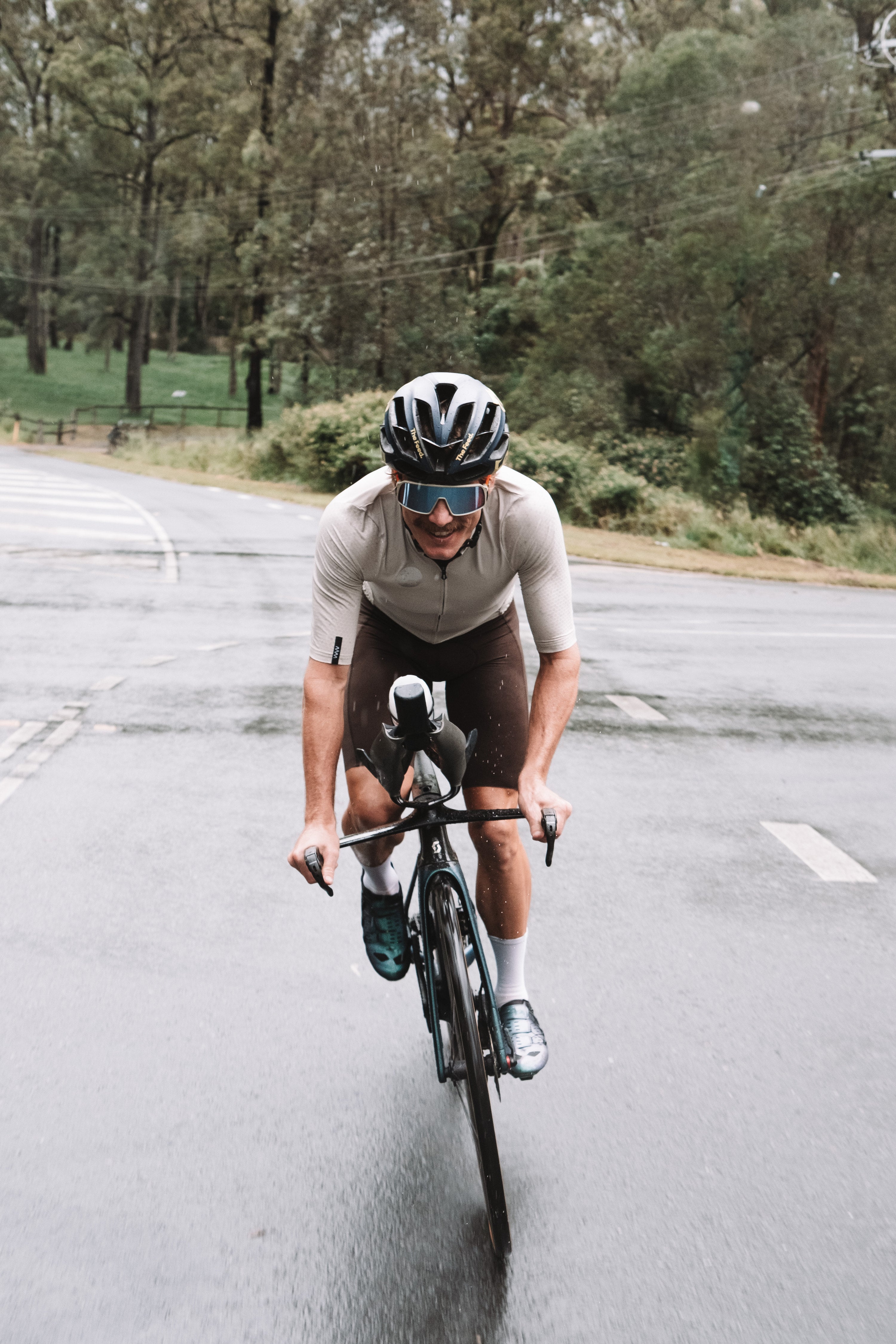 Men's Velocity 2.0 Cycling Bib Shorts - Mocha