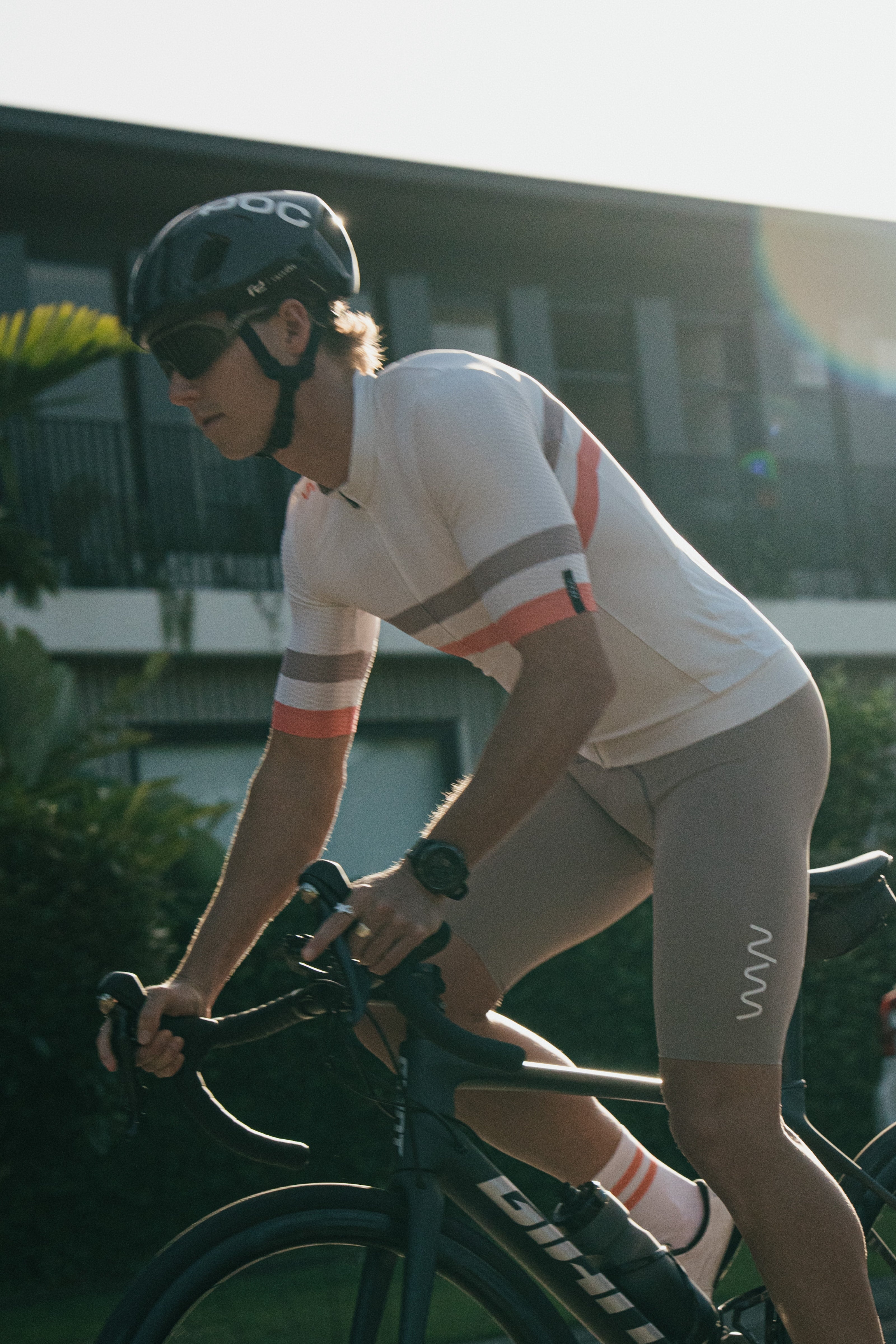 Men's Velocity 3.0 Cycling Bib Shorts - Taupe