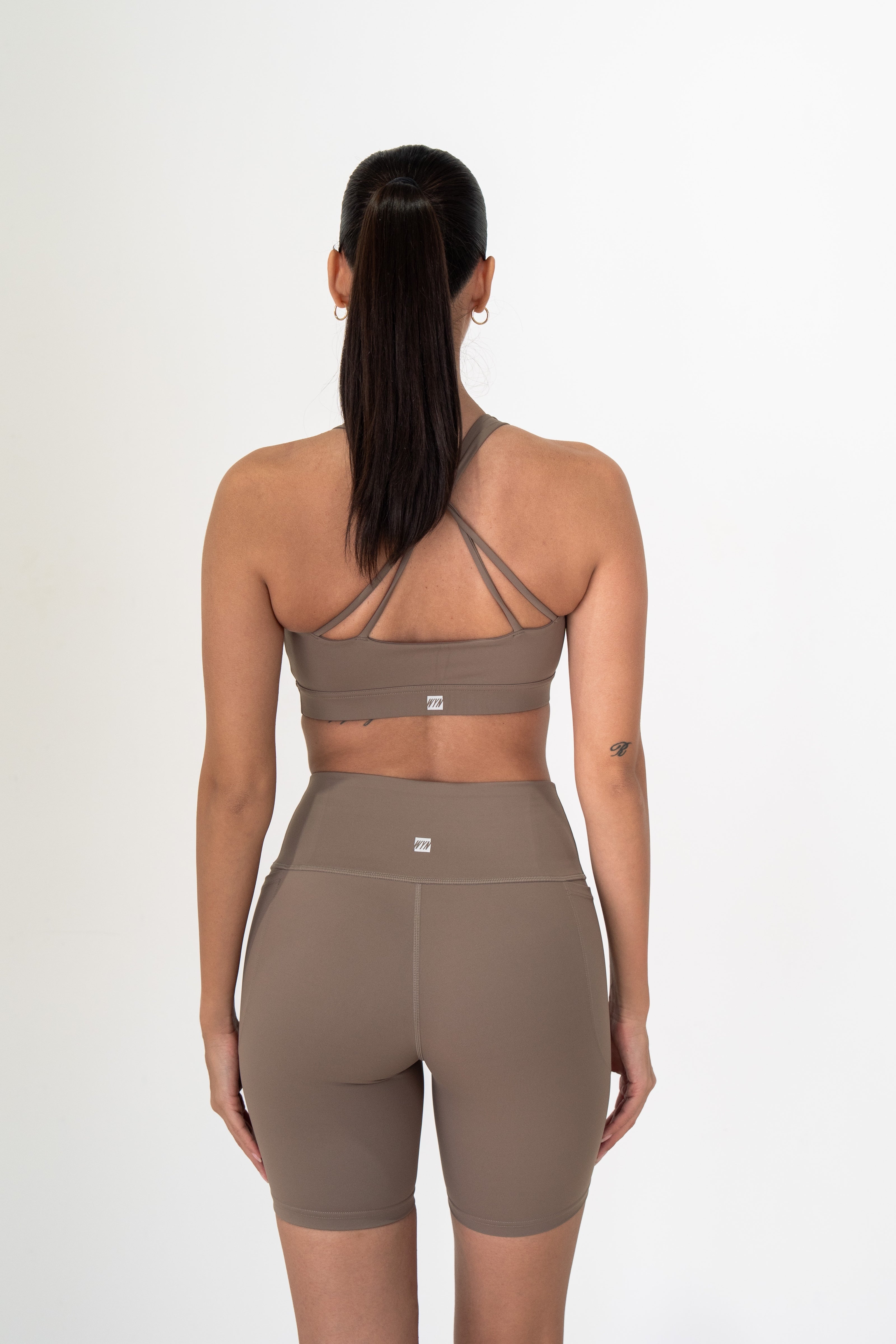 Women's Stride Shorts 6" - Truffle