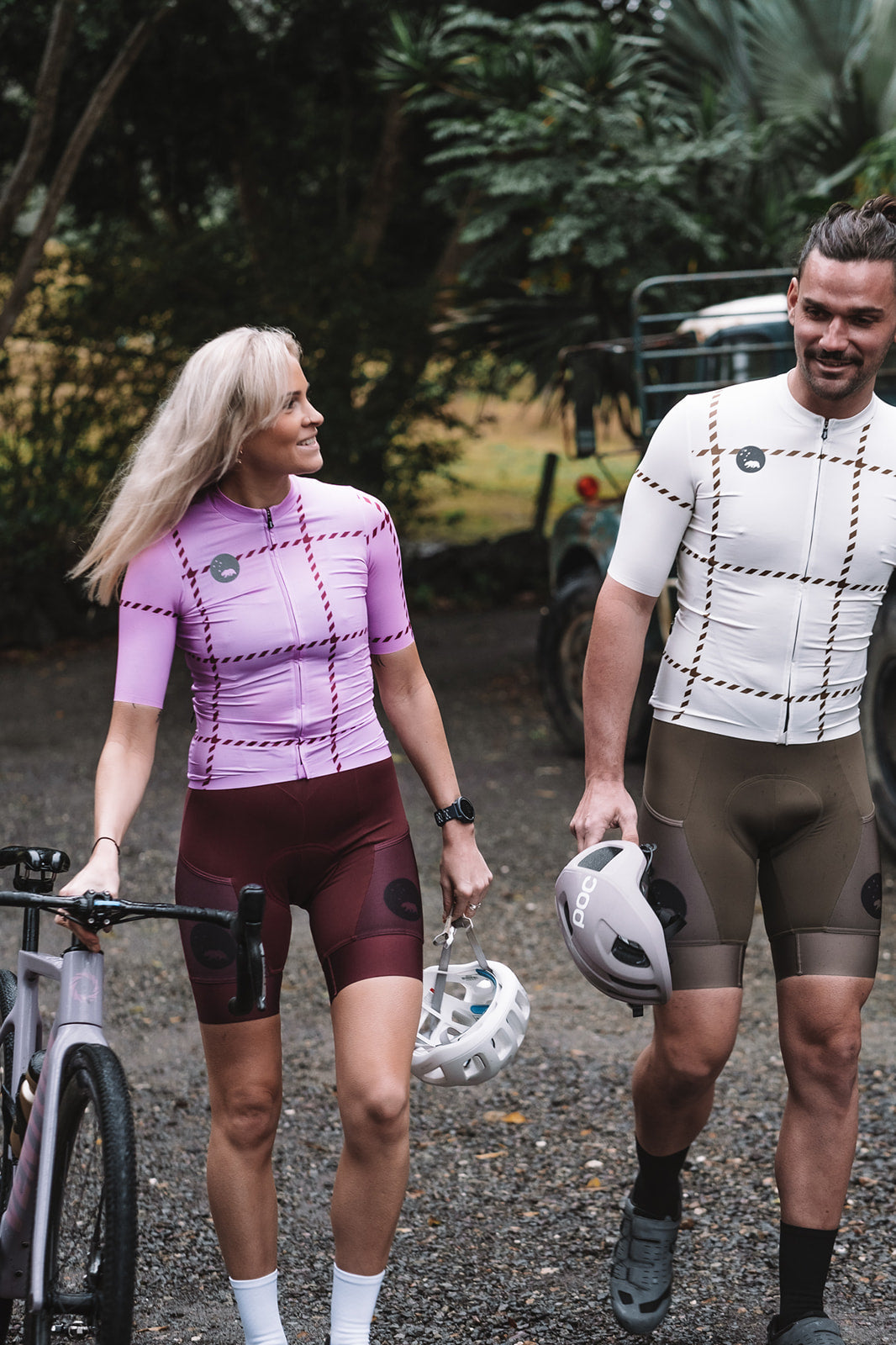 women's ROAM premium cycling jersey - pink + mulberry