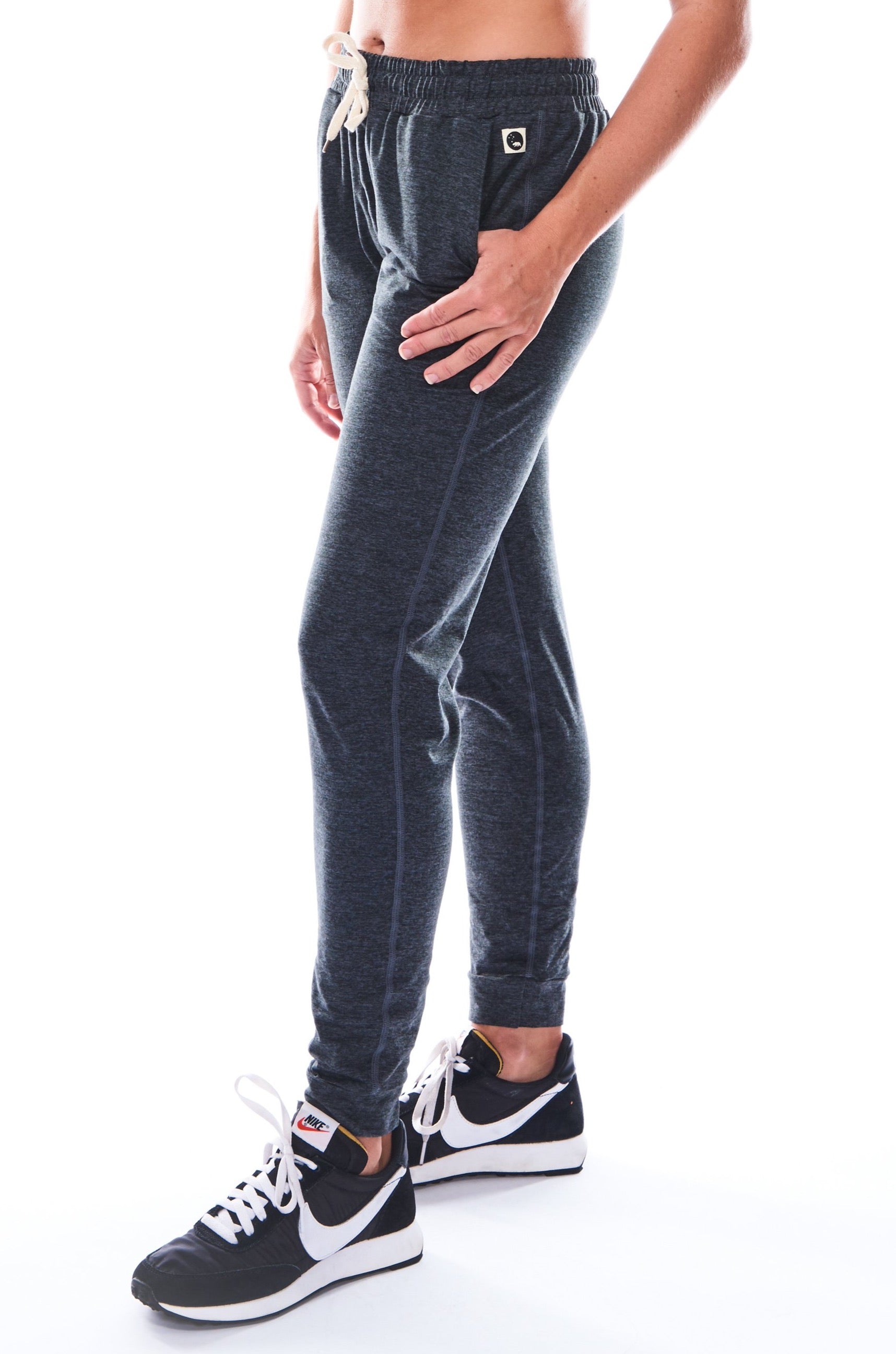 WYN Women's Full-Length Jogger 28" - Slate Heather