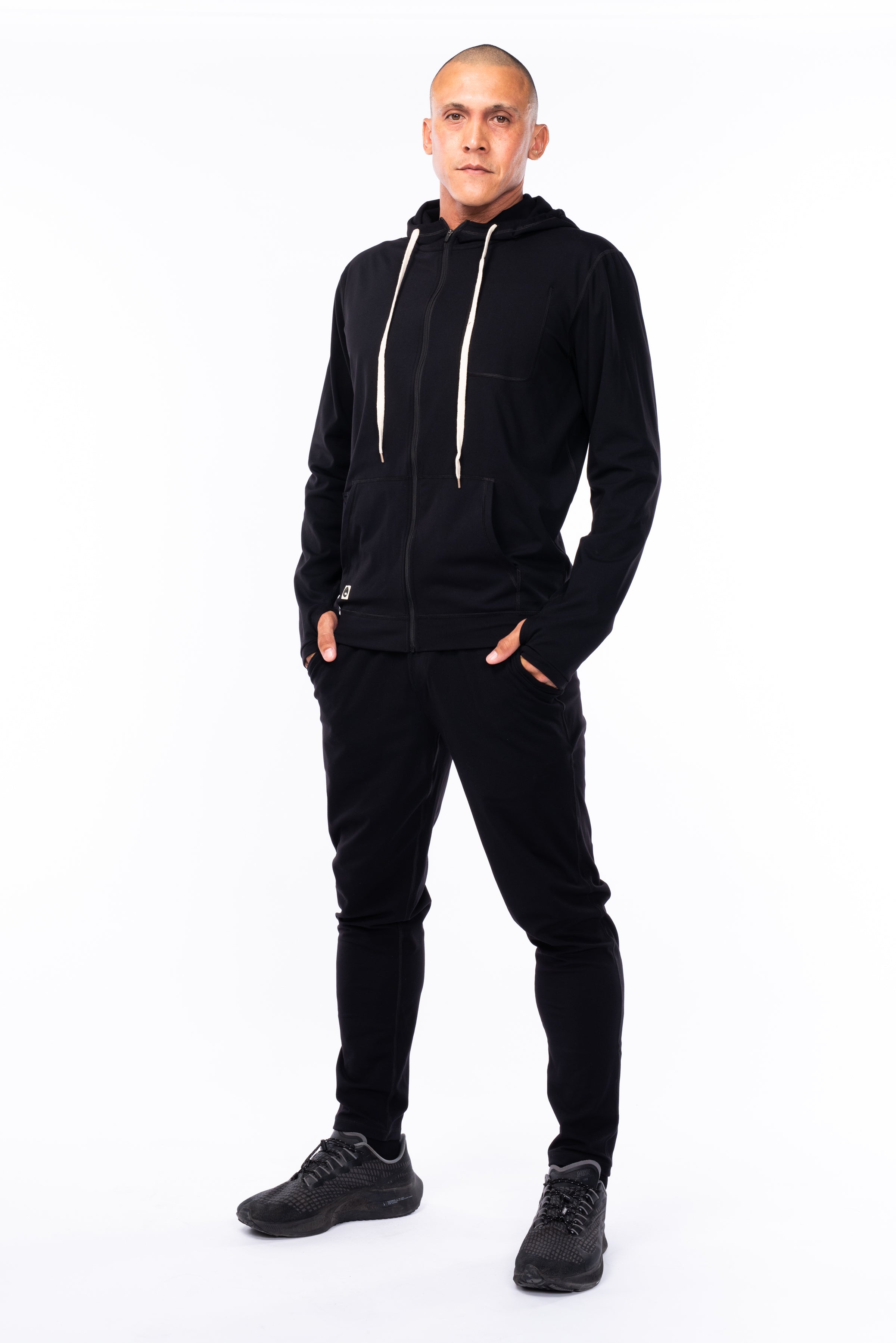 WYN by MALO men's ultimate travel hoodie - black