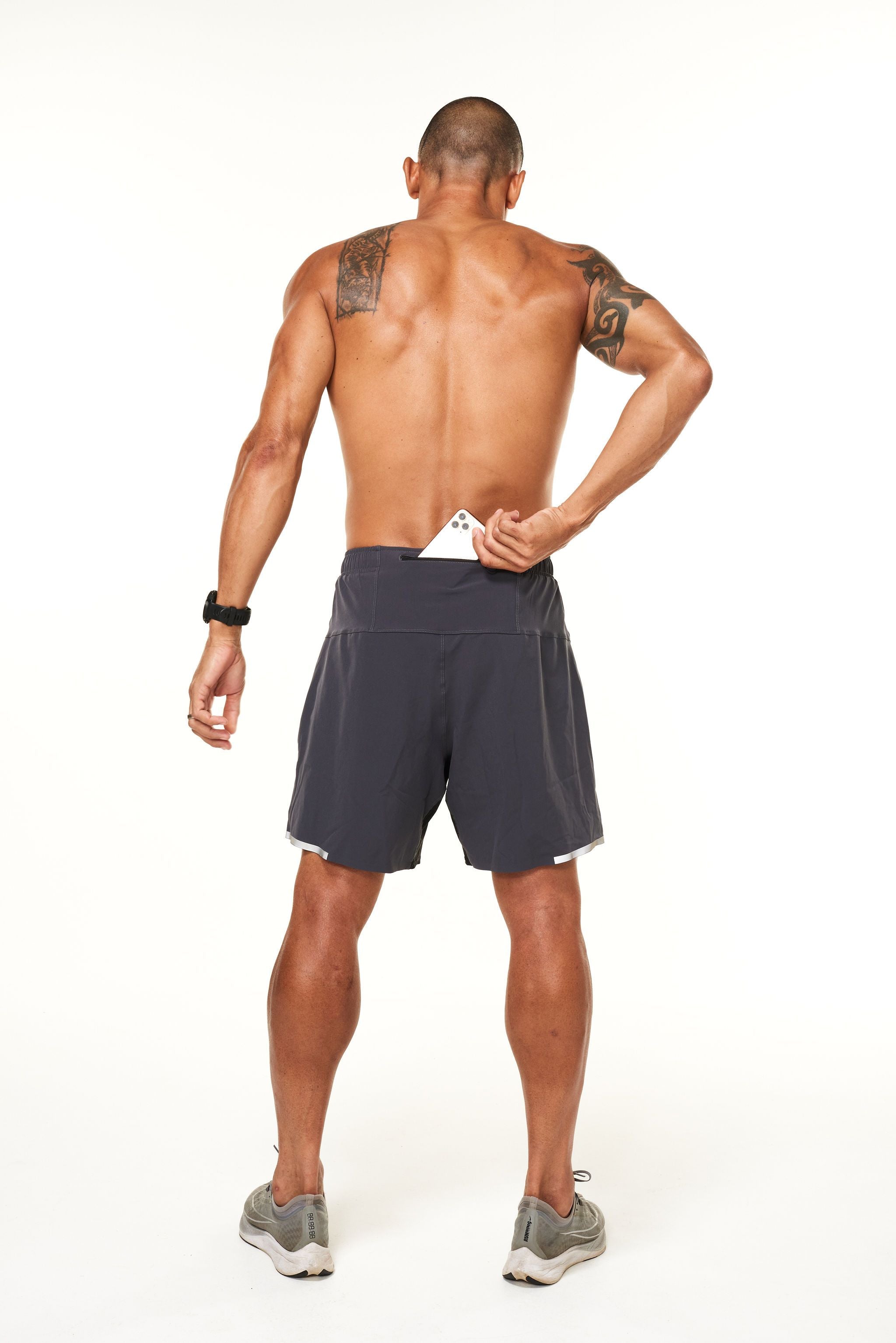 WYN by MALO noosa 2.0 run short (7")- charcoal