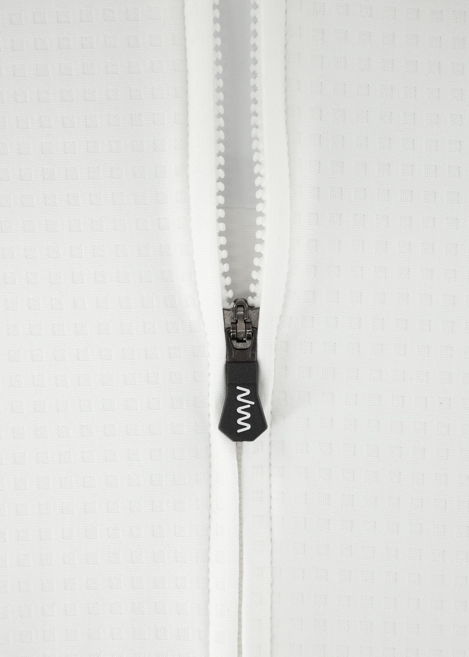 How to Use the WYN Signature Flip-Lock Zipper (and Why It’s a Game-Changer)