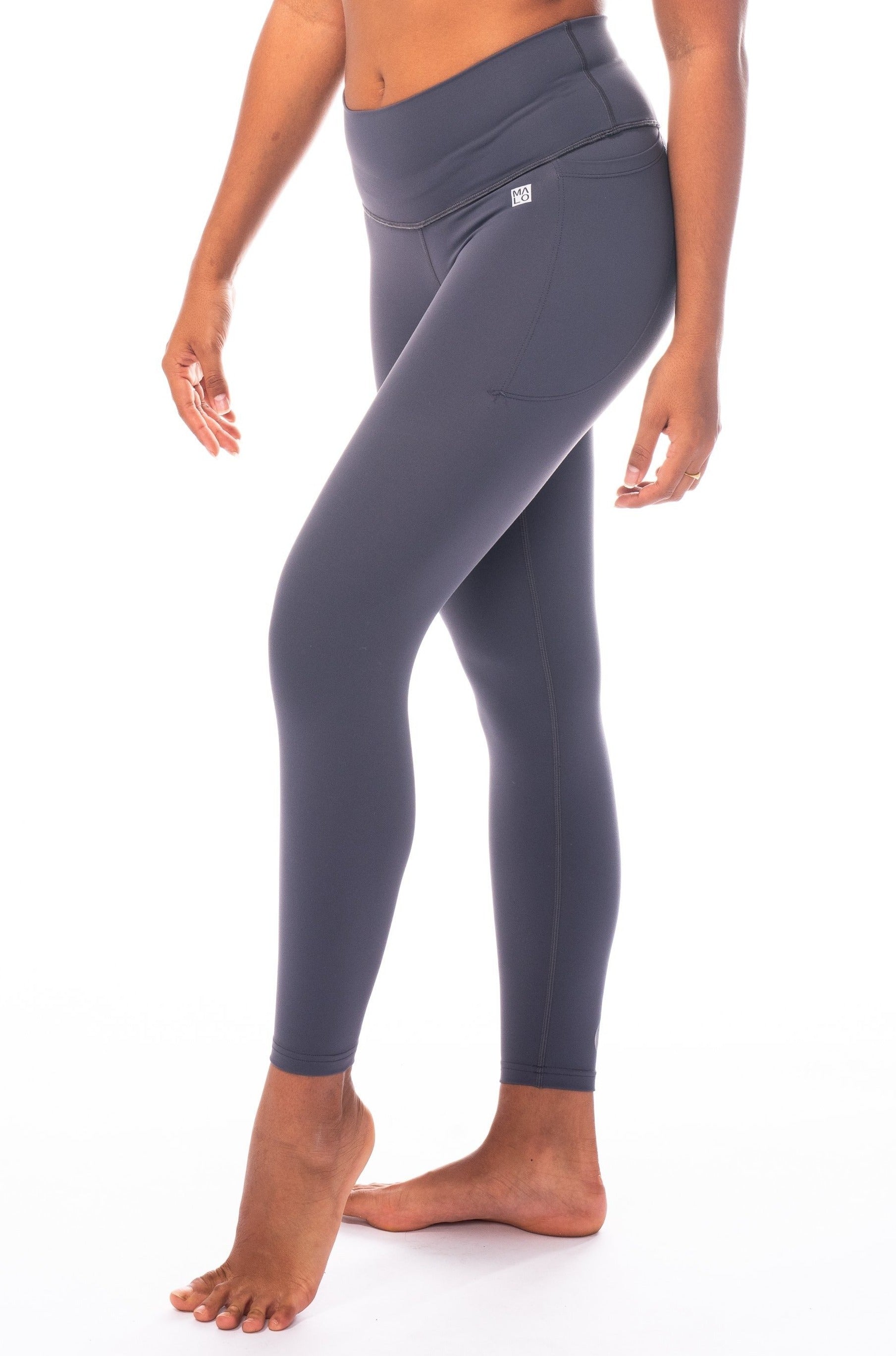WYN by MALO on the run 7/8 tights - dusky gray