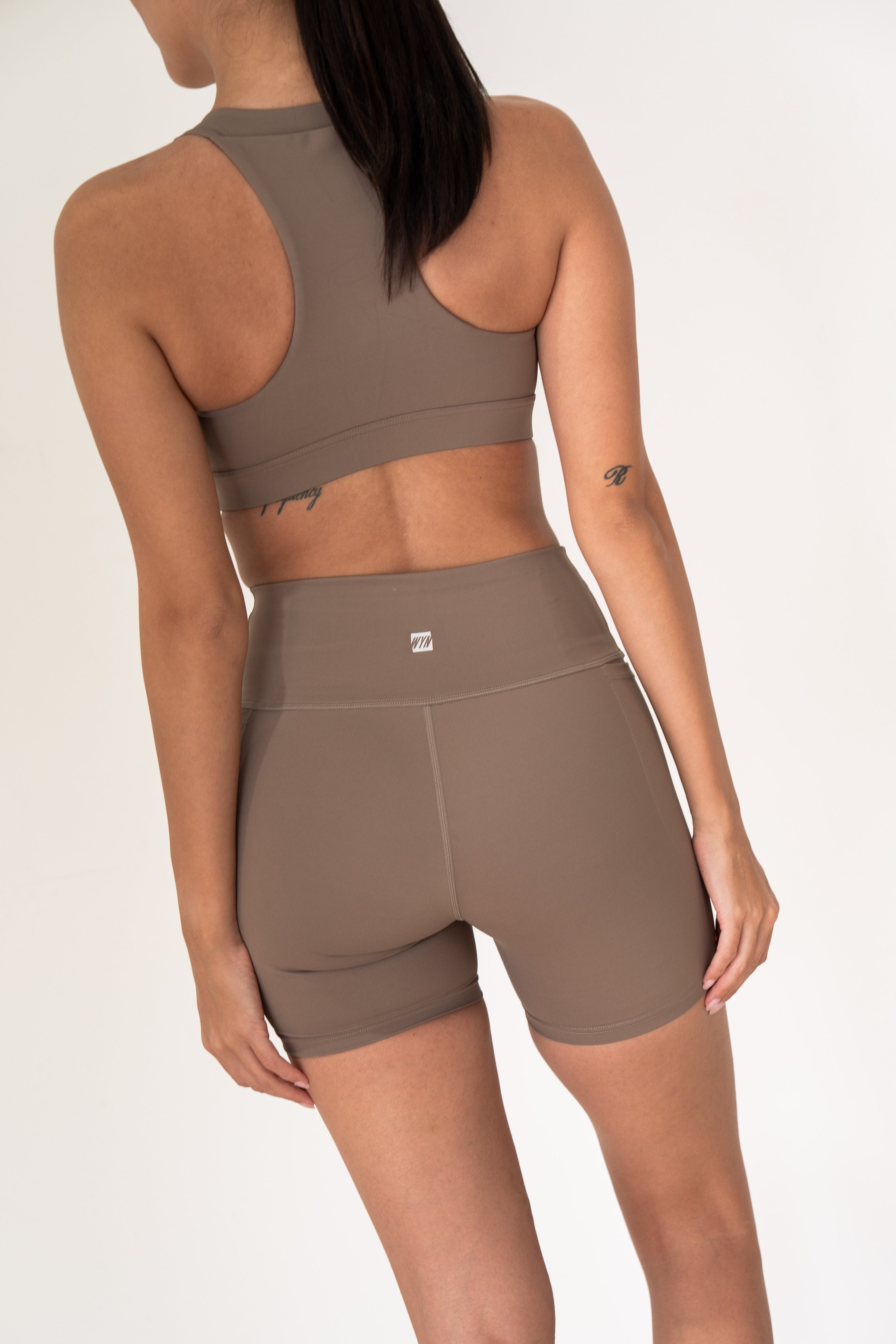 Women's Stride Shorts 4" - Truffle
