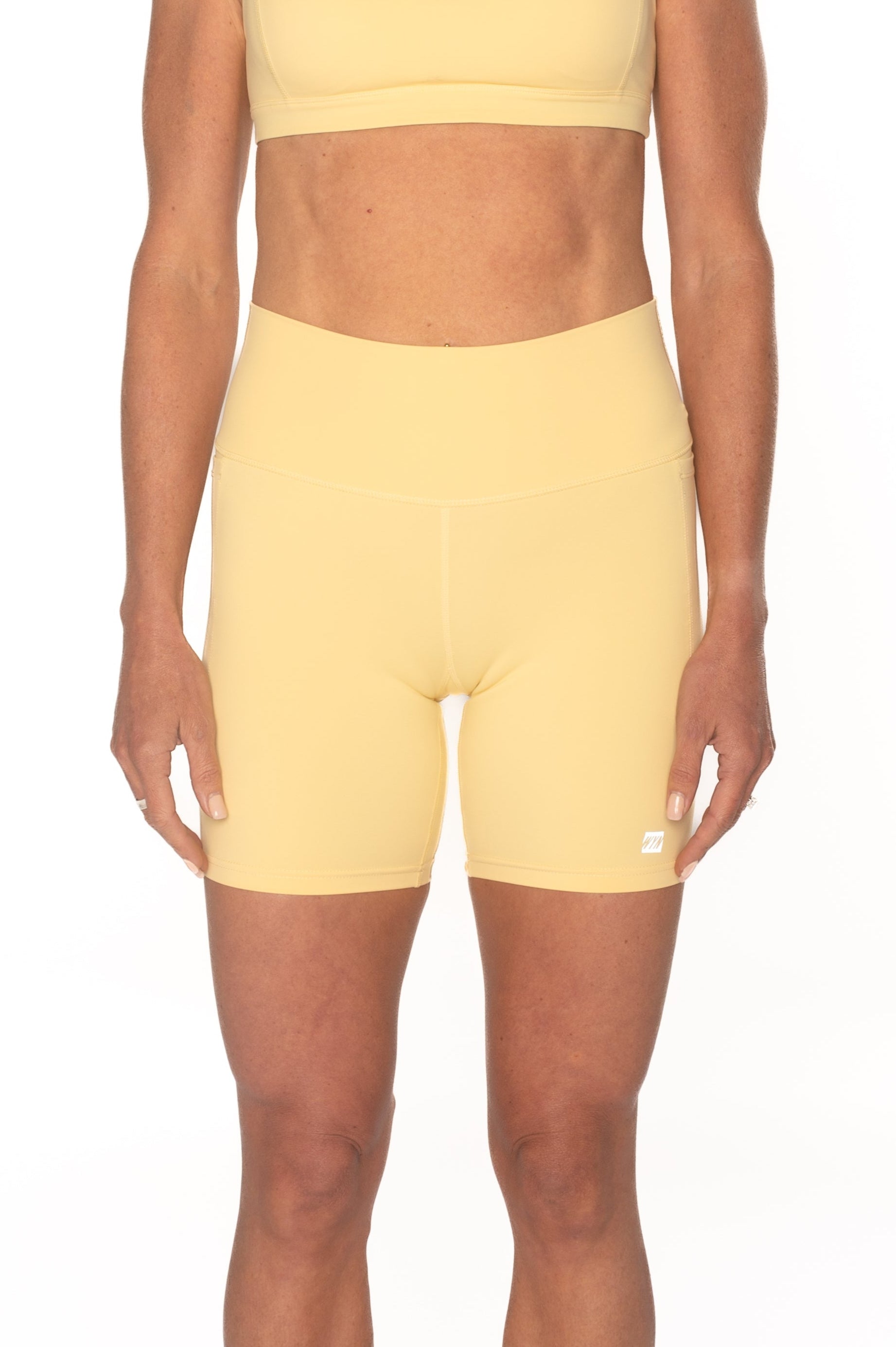 Women's Stride Shorts 6" - Butter