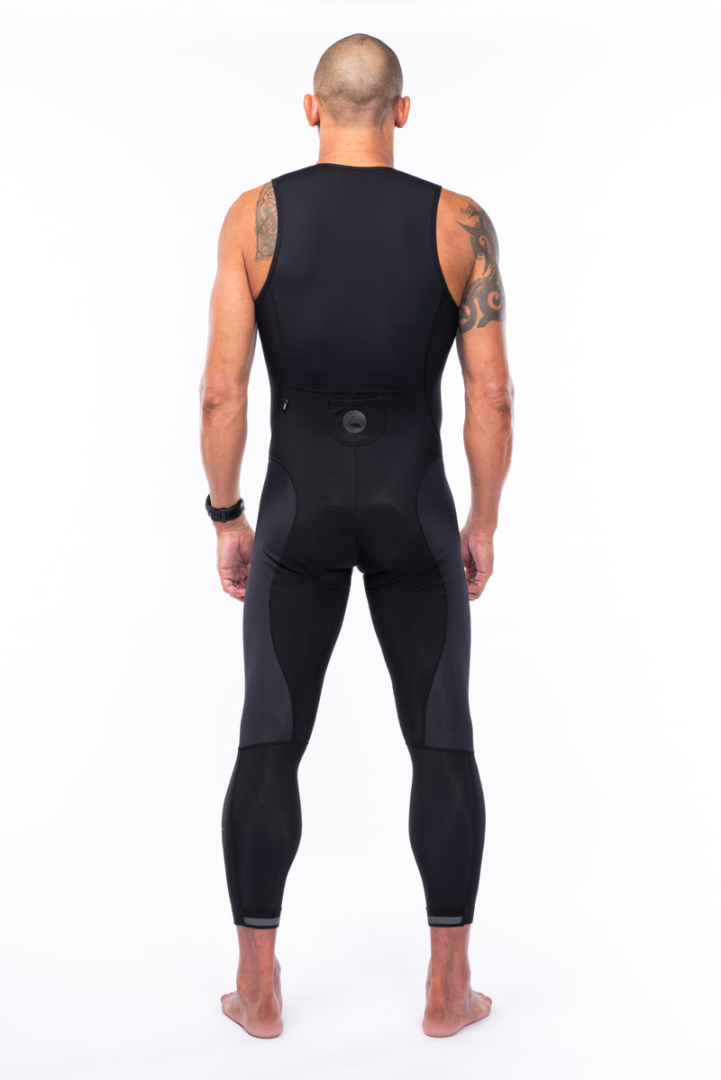 Back view of men's thermal cycling tights. Cycling pants with thermal lining and a back pocket.
